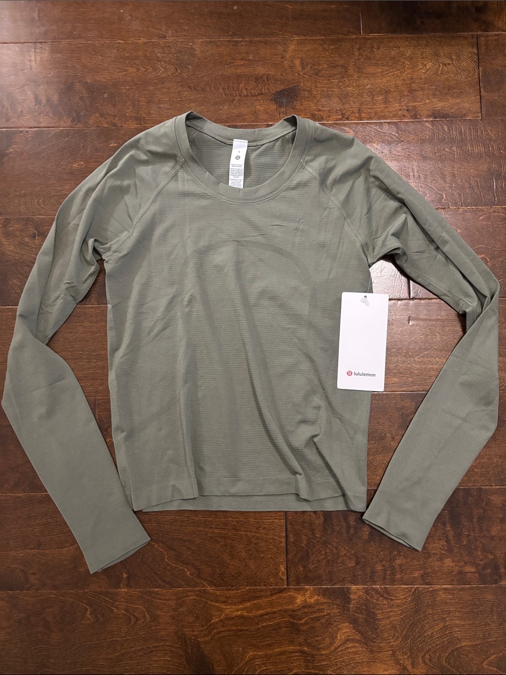 NWT lululemon athletica Swiftly Tech Long Sleeve 2.0 Race Length size 6 BALF